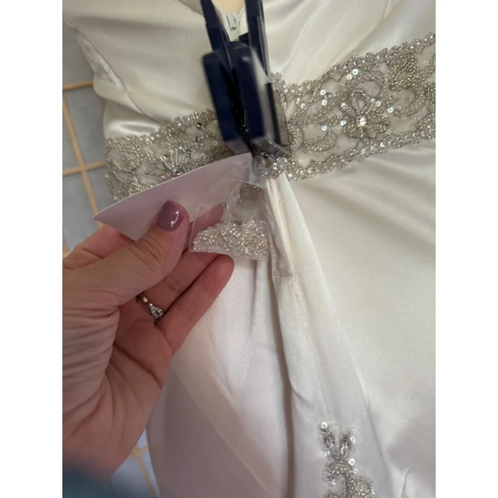 GALINA SIGNATURE NWT womens ivory ruched bodice charmeuse halter bridal gown